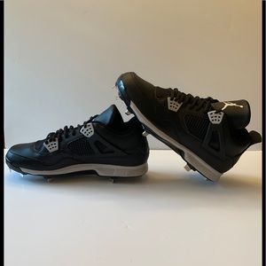 *NEW* Jordan IV Oreo men’s baseball cleats Sz: 13